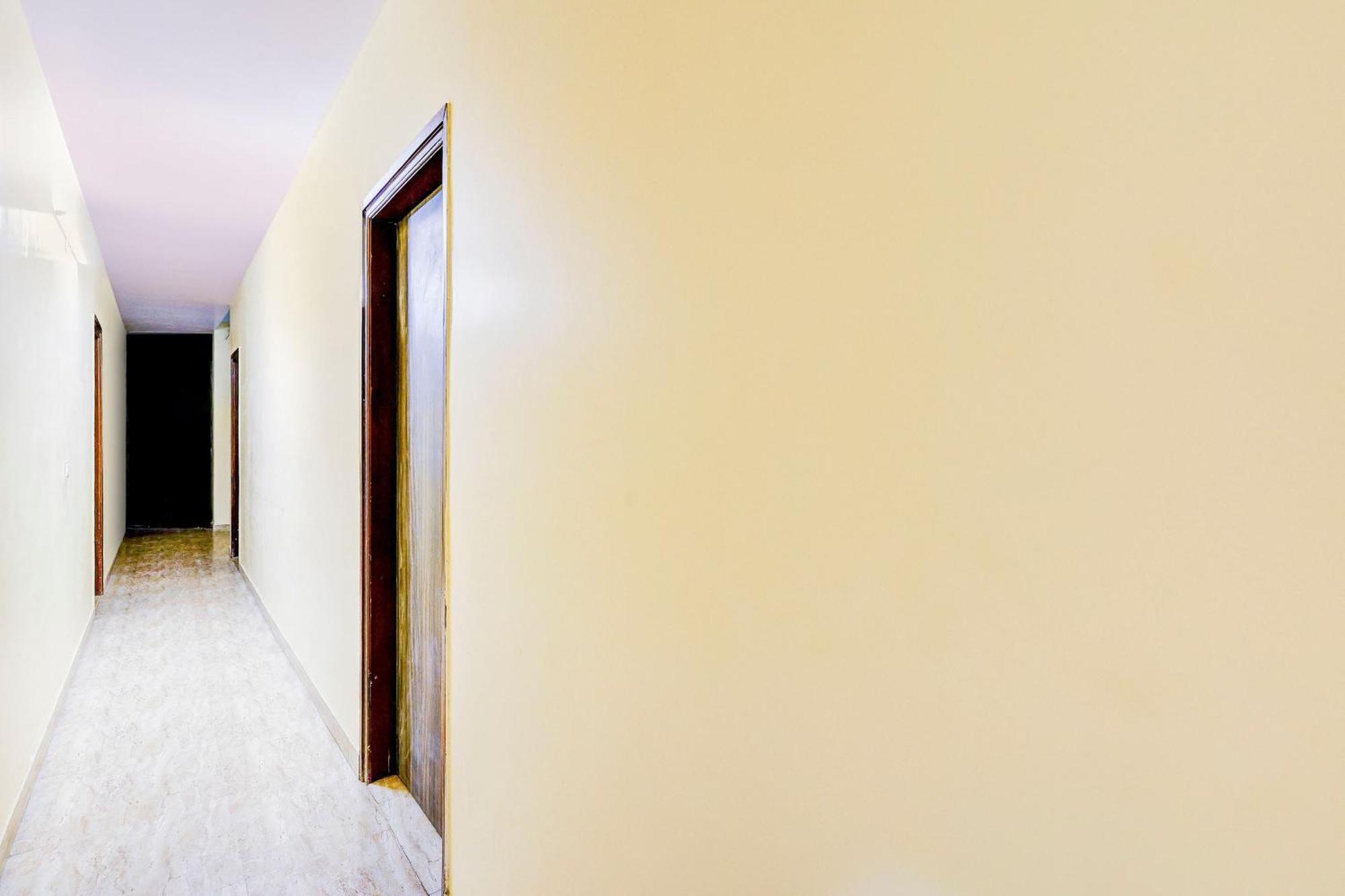 Hotel Spot On Ravindras 3*